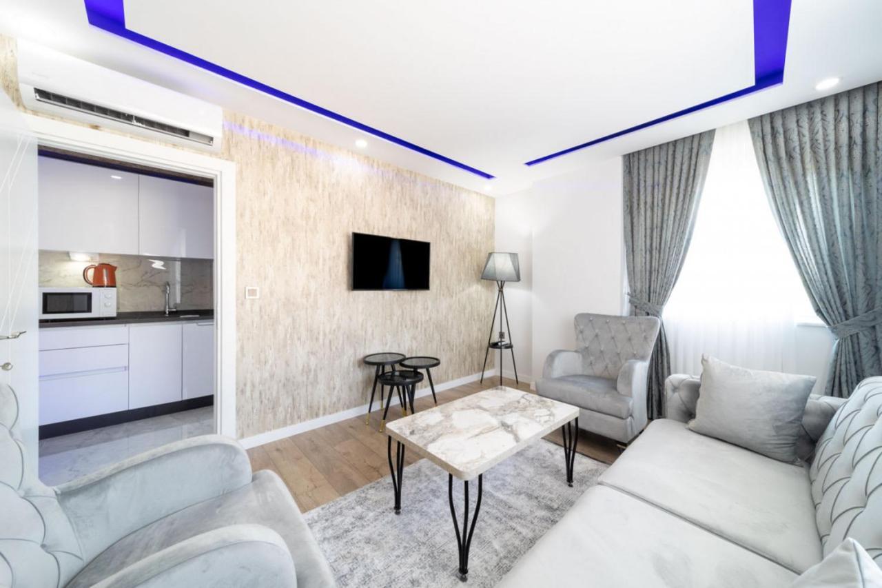 Modern And Central Duplex Apartment Near Beach In 안탈리아 외부 사진